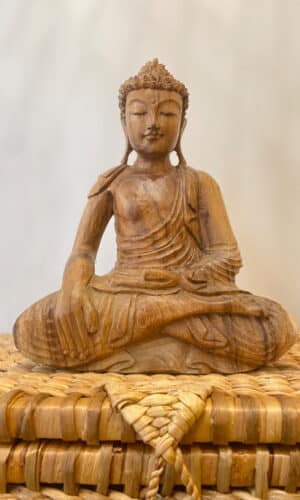 bouddha en bois massif